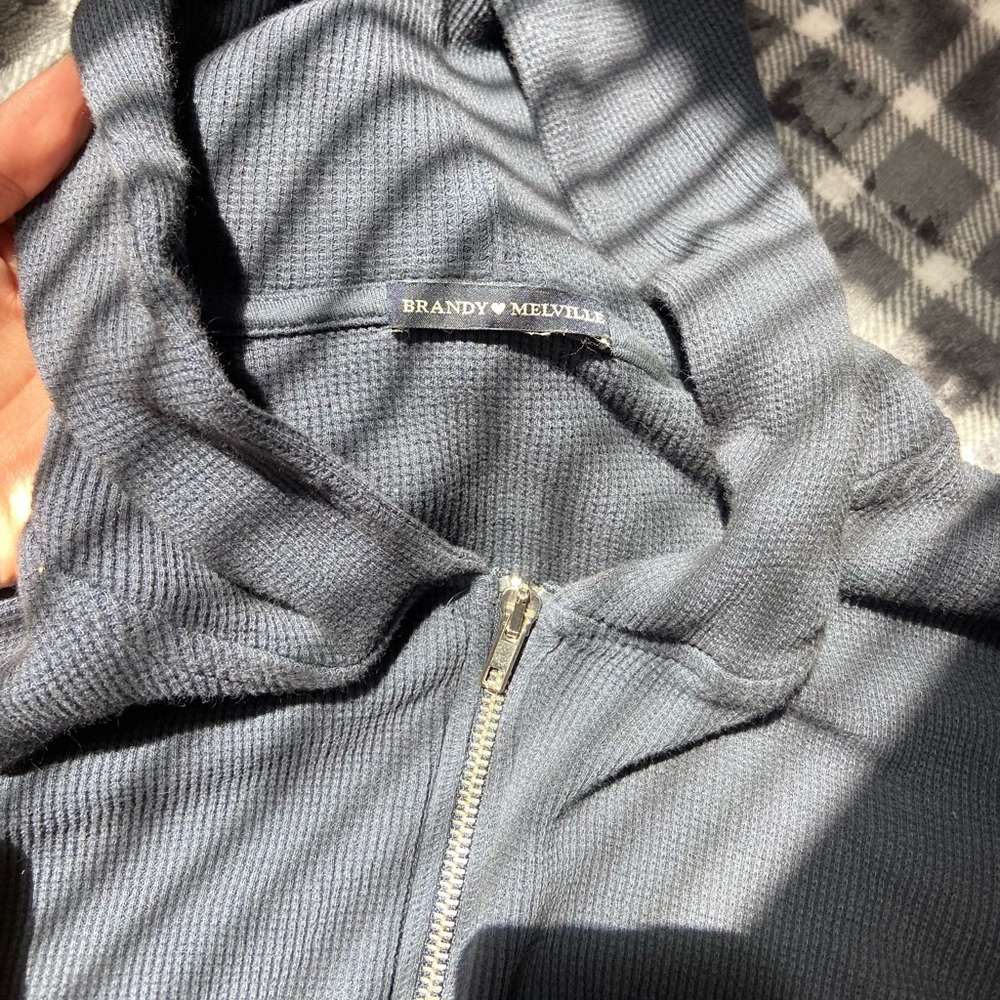Brandy Melville blue waffle texture cropped zipper jacket